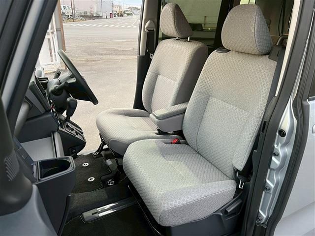 DAIHATSU TANTO 2024 Image 31