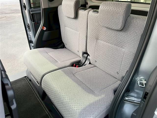 DAIHATSU TANTO 2024 Image 31