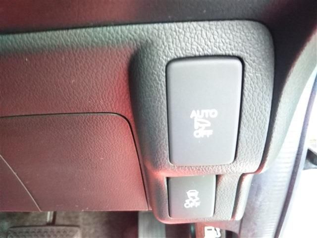 HONDA N BOX 2016 Image 31