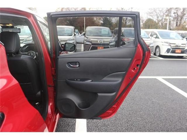 NISSAN LEAF 2020 Image 31