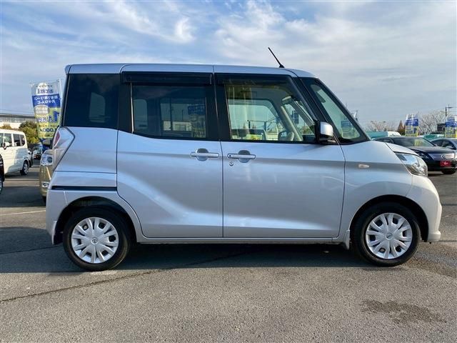 NISSAN DAYZ ROOX 2017 Image 31