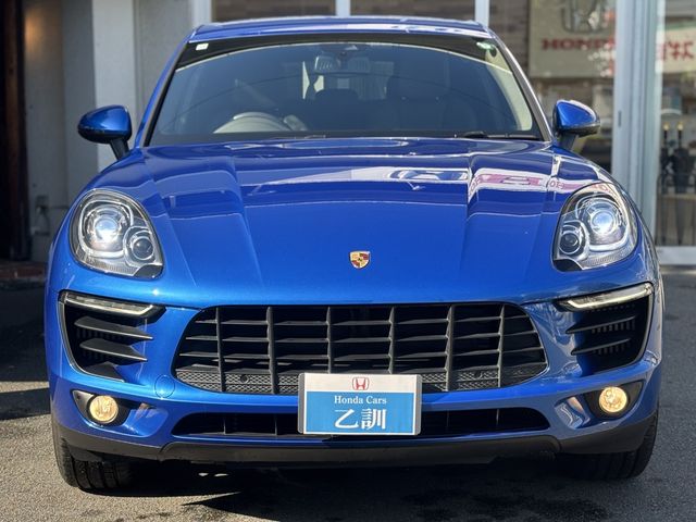 PORSCHE MACAN 2016 Image 31