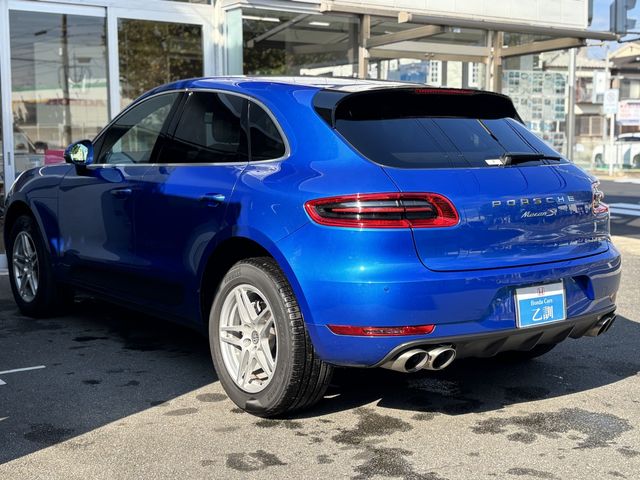 PORSCHE MACAN 2016 Image 31