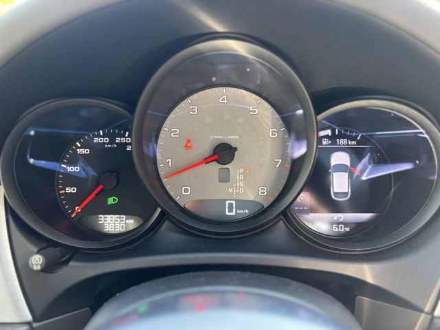 PORSCHE MACAN 2016 Image 31