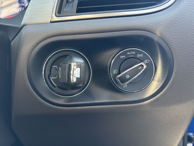 PORSCHE MACAN 2016 Image 31