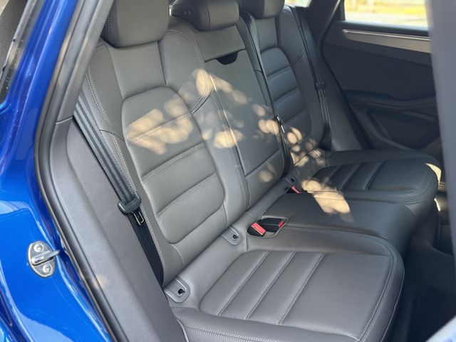 PORSCHE MACAN 2016 Image 31