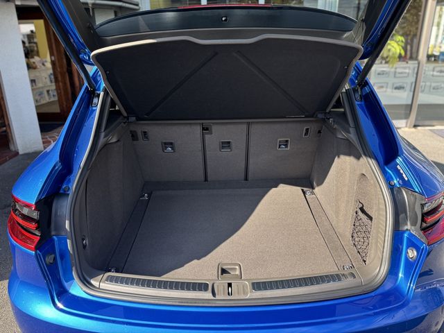 PORSCHE MACAN 2016 Image 31