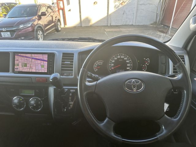 TOYOTA HIACE VAN 2WD 2013 Image 31
