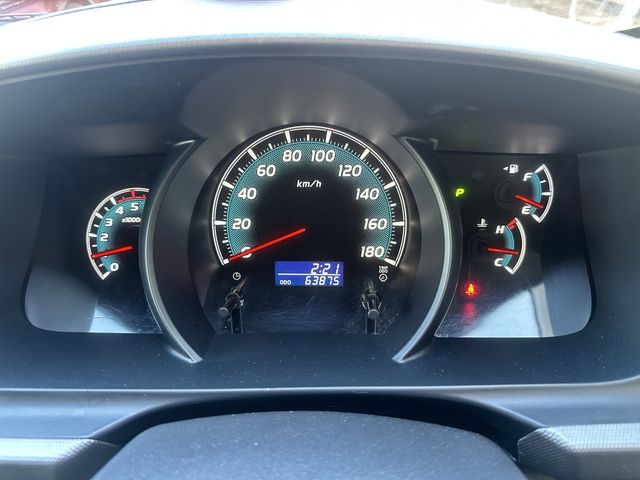 TOYOTA HIACE VAN 2WD 2013 Image 31