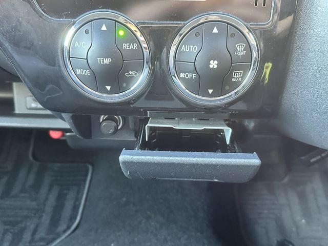 TOYOTA HIACE VAN 2WD 2013 Image 31