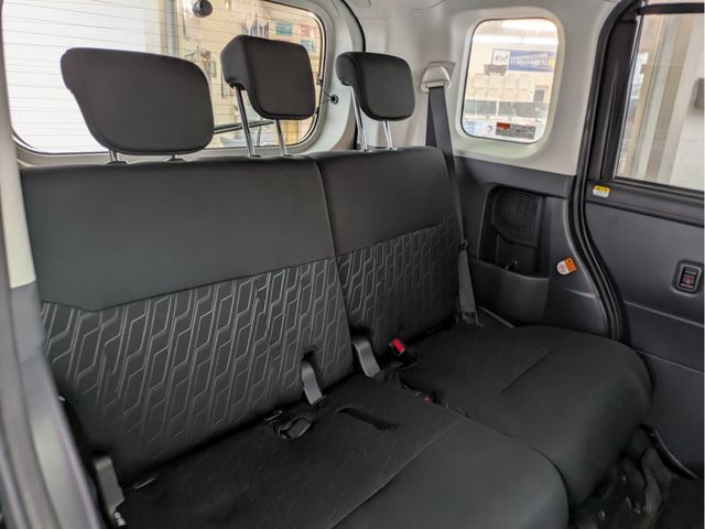 TOYOTA ROOMY 2018 Image 31