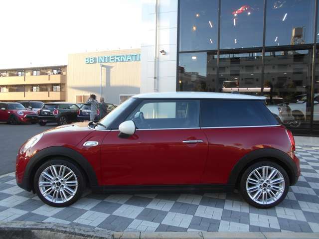 BMW MINI COOPER S 2017 Image 31