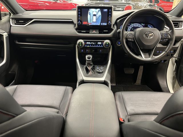 TOYOTA RAV4 PHV 2021 Image 31
