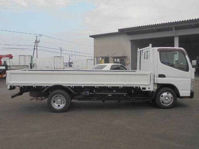 MITSUBISHI CANTER 2013 Image 31