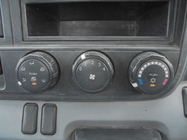 MITSUBISHI CANTER 2013 Image 31