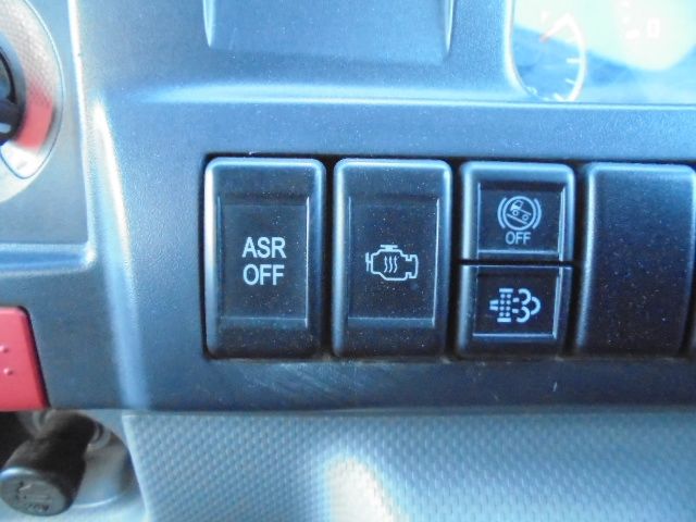 ISUZU ELF 2007 Image 31