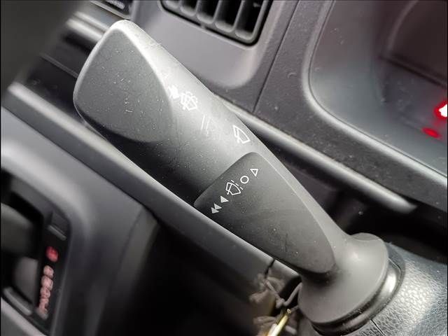 DAIHATSU HIJET DECKVAN 4WD 2020 Image 31