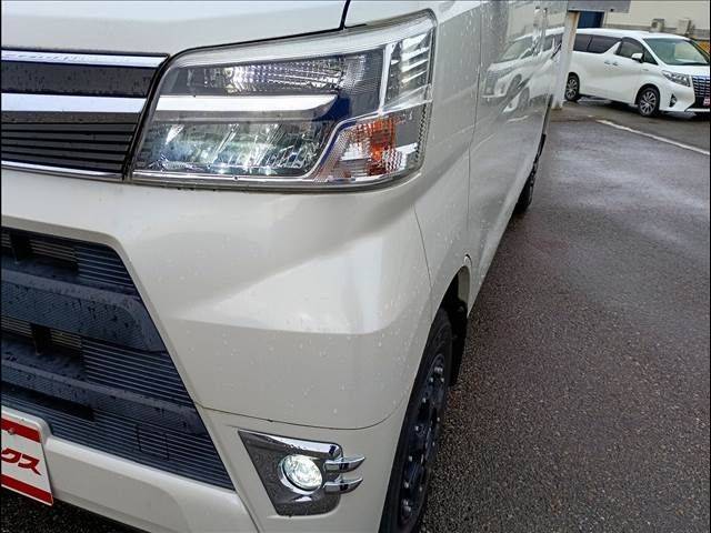 DAIHATSU HIJET DECKVAN 4WD 2020 Image 31