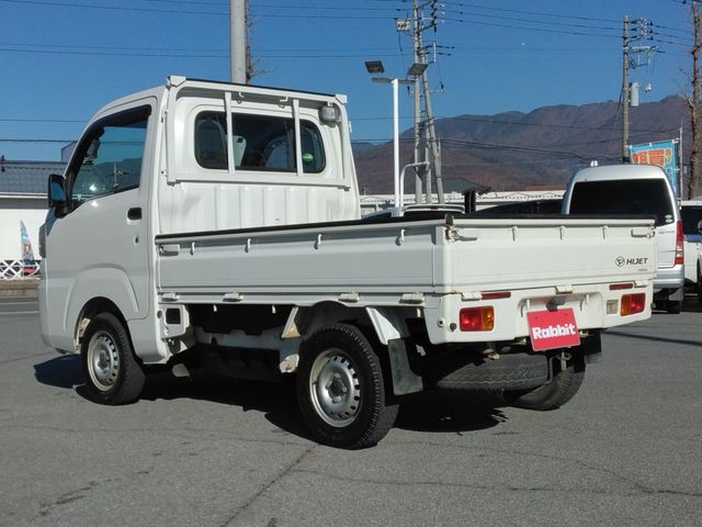 DAIHATSU HIJET TRUCK 4WD 2016 Image 31