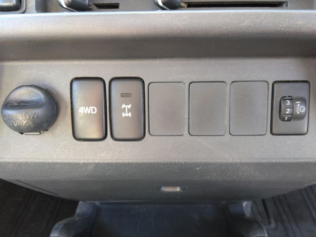 DAIHATSU HIJET TRUCK 4WD 2016 Image 31