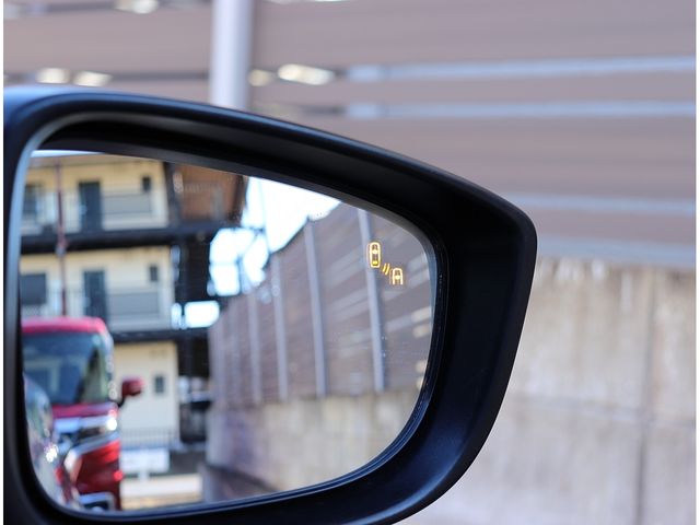 MAZDA DEMIO 2014 Image 31