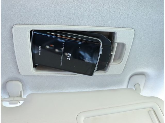 MAZDA DEMIO 2014 Image 31