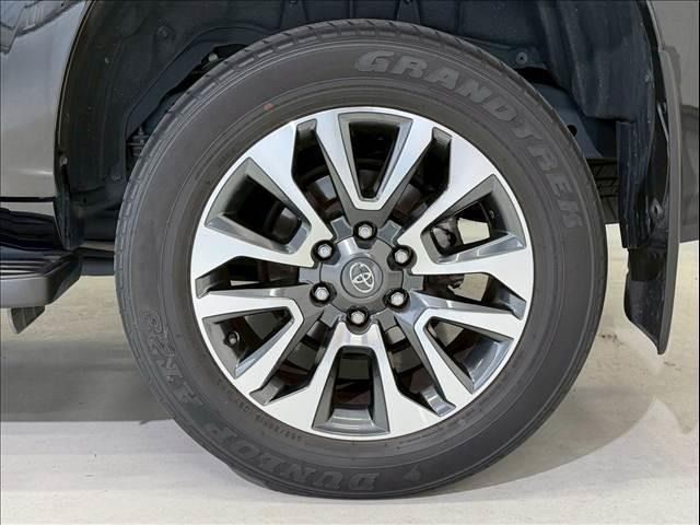 TOYOTA LANDCRUISER PRADO 2023 Image 31