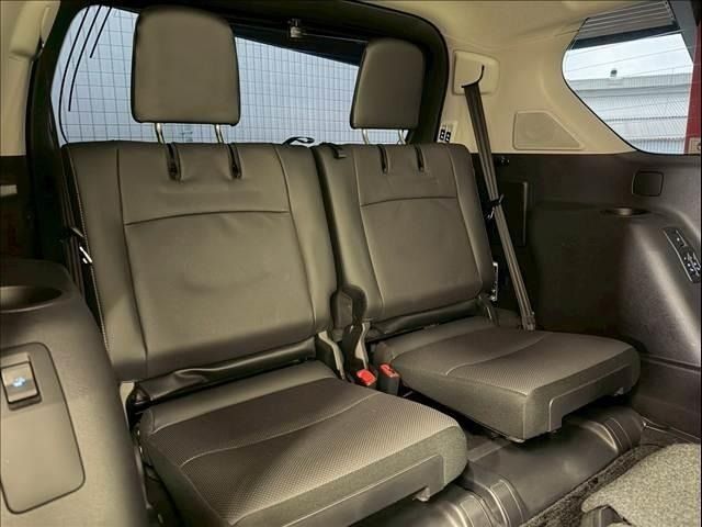 TOYOTA LANDCRUISER PRADO 2023 Image 31