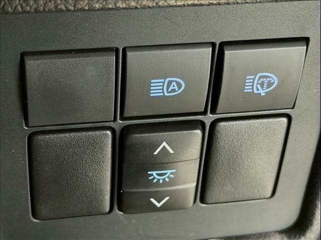 TOYOTA LANDCRUISER PRADO 2023 Image 31