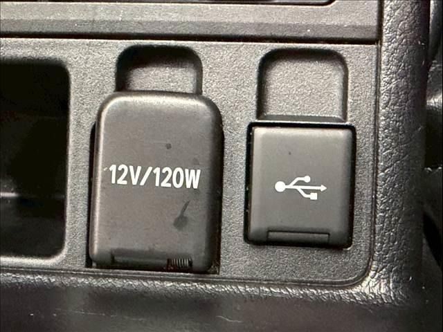 TOYOTA LANDCRUISER PRADO 2023 Image 31