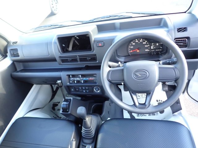 DAIHATSU HIJET TRUCK 4WD 2025 Image 31