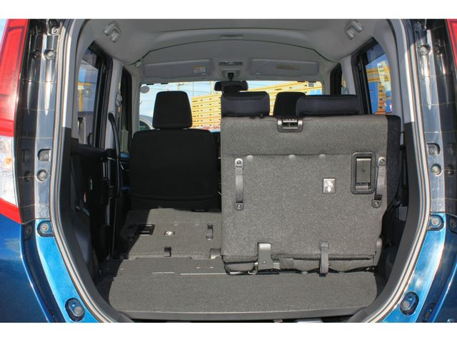 TOYOTA ROOMY 2017 Image 31