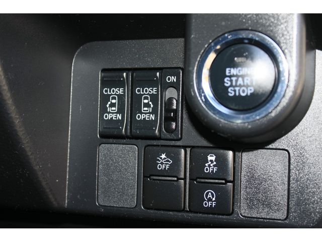 TOYOTA ROOMY 2017 Image 31