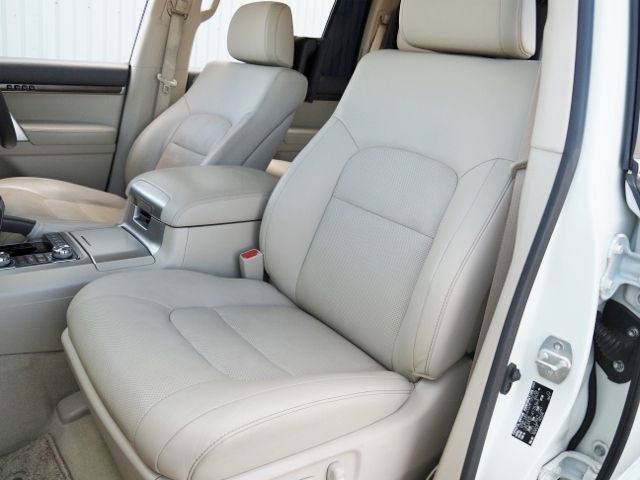 TOYOTA LANDCRUISER WAGON 2018 Image 31