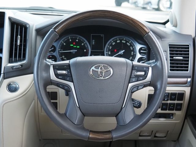 TOYOTA LANDCRUISER WAGON 2018 Image 31