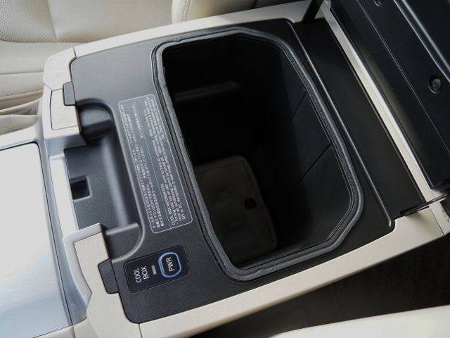 TOYOTA LANDCRUISER WAGON 2018 Image 31