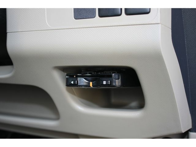 DAIHATSU MOVE 2013 Image 31