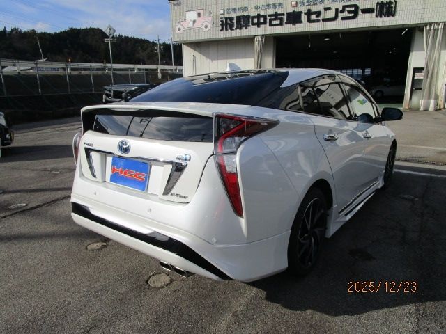 TOYOTA PRIUS 4WD 2016 Image 31