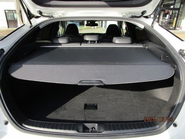 TOYOTA PRIUS 4WD 2016 Image 31