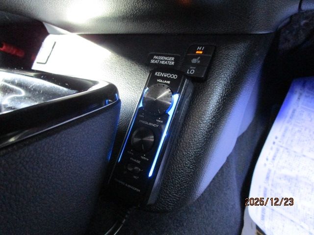 TOYOTA PRIUS 4WD 2016 Image 31