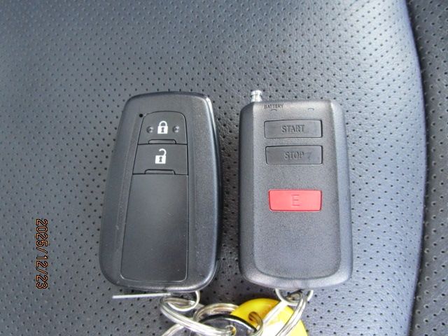 TOYOTA PRIUS 4WD 2016 Image 31