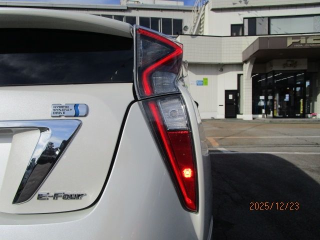 TOYOTA PRIUS 4WD 2016 Image 31