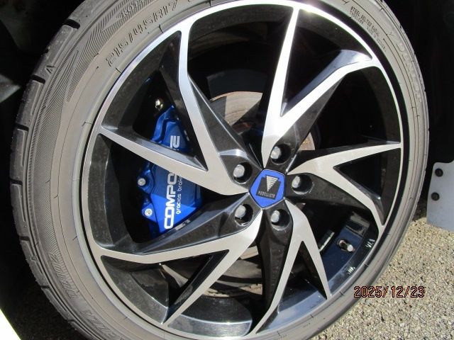 TOYOTA PRIUS 4WD 2016 Image 31