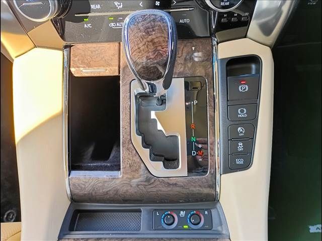 TOYOTA ALPHARD 4WD 2019 Image 31