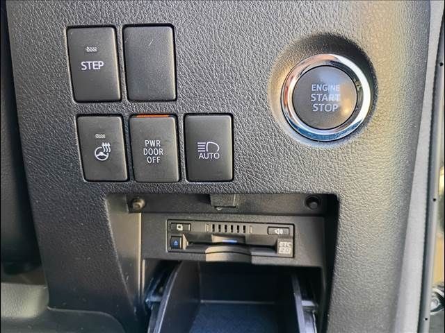 TOYOTA ALPHARD 4WD 2019 Image 31