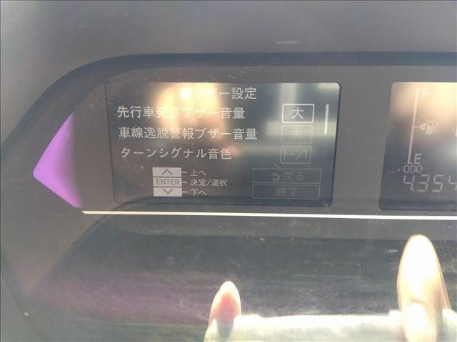 DAIHATSU TANTO CUSTOM 2021 Image 31