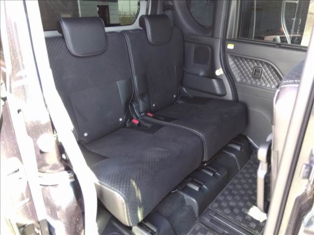 DAIHATSU TANTO CUSTOM 2021 Image 31