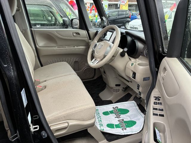 HONDA N BOX 2012 Image 31