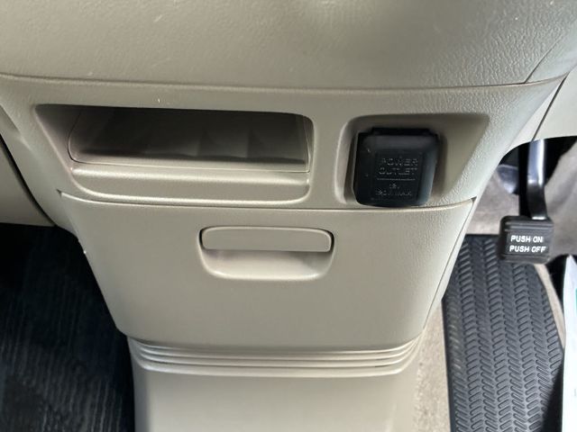 HONDA N BOX 2012 Image 31