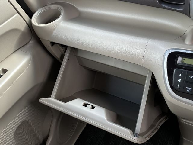 HONDA N BOX 2012 Image 31